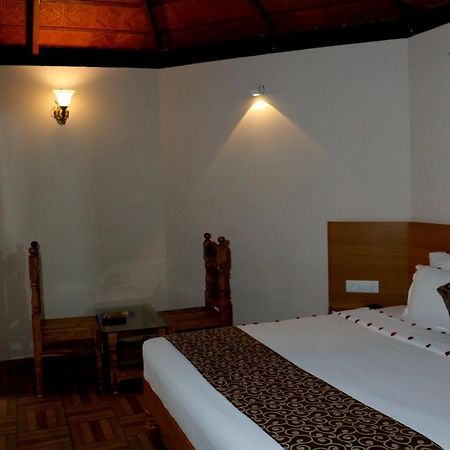 Ack Palacce Inn Yercaud Zewnętrze zdjęcie