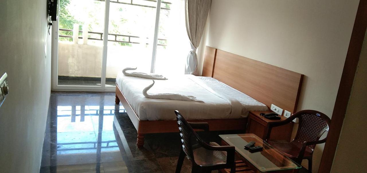 Ack Palacce Inn Yercaud Zewnętrze zdjęcie