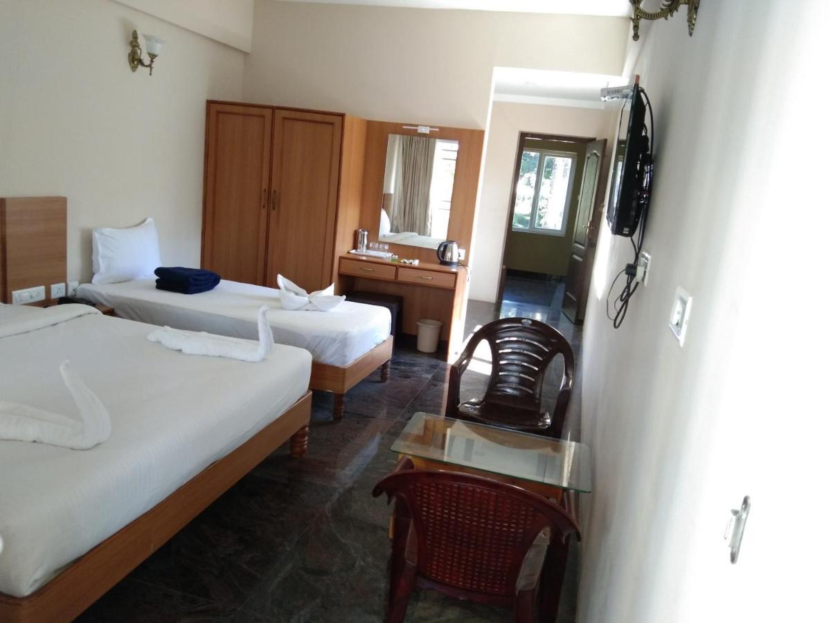 Ack Palacce Inn Yercaud Zewnętrze zdjęcie