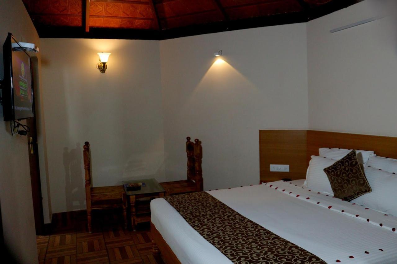 Ack Palacce Inn Yercaud Zewnętrze zdjęcie